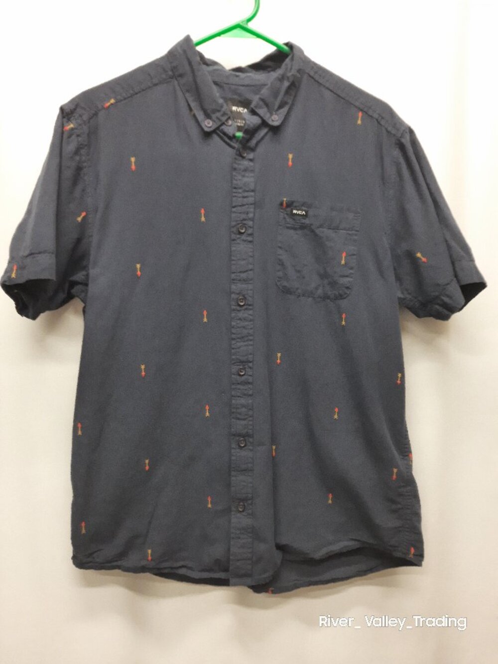 RVCA Shirt Mens Large Slim Fit Short Sleeve Button Up Blue Embroidered Arrow